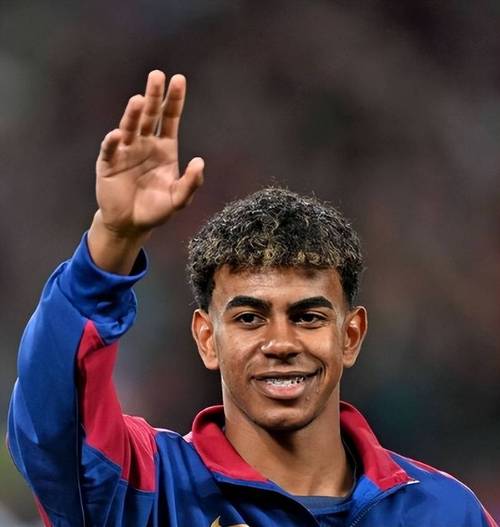 手感真可以！徐杰复出半场15分钟 6中4&三分5中3拿到11分1断