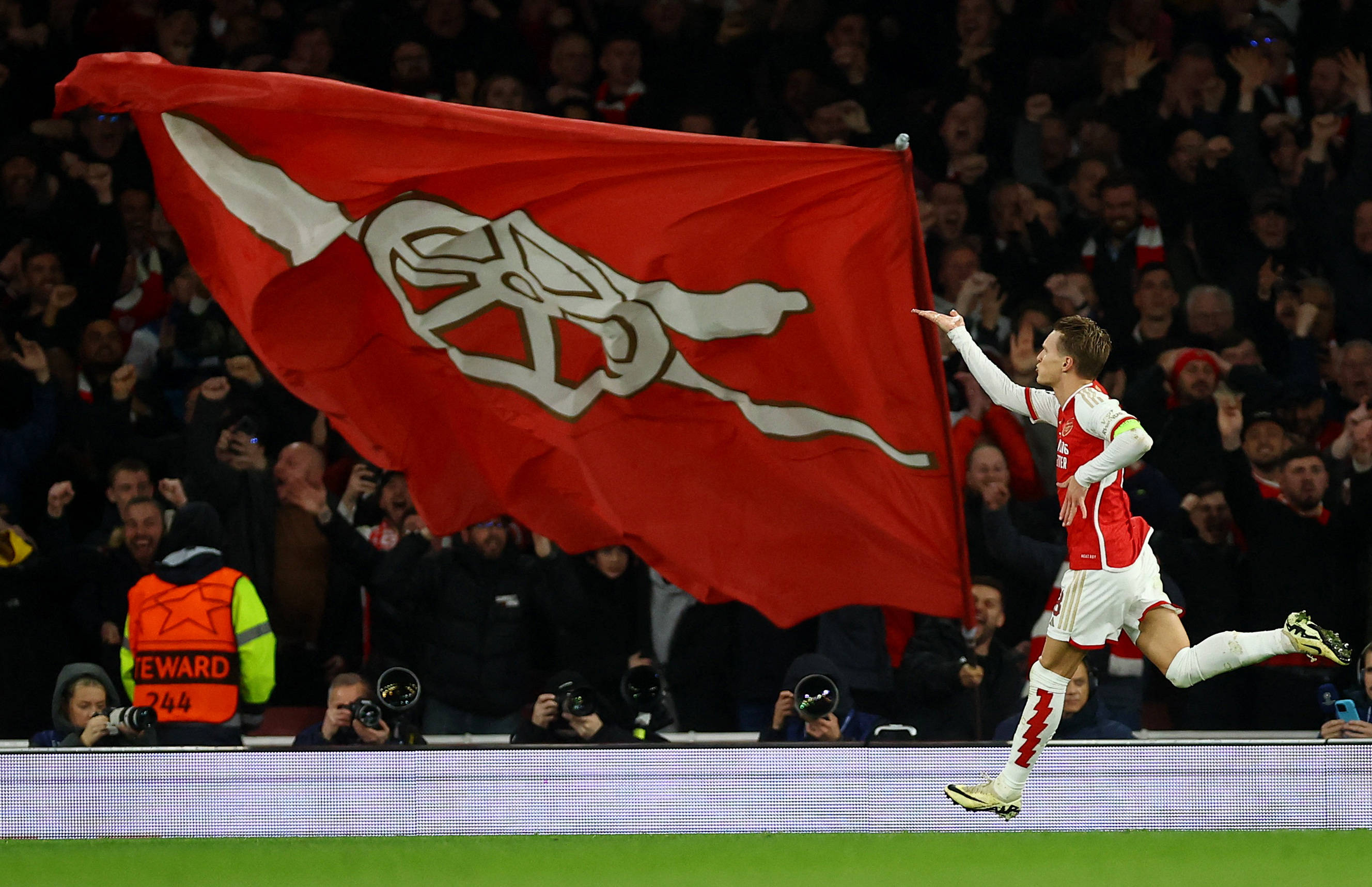 LPL首位“单挑第”选手诞生！9场Solo只赢2场，DK官宣新教练加盟