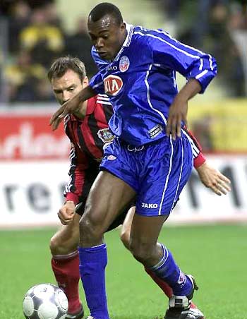 [NBA]雷霆快速反击 以赛亚·乔飞身暴扣